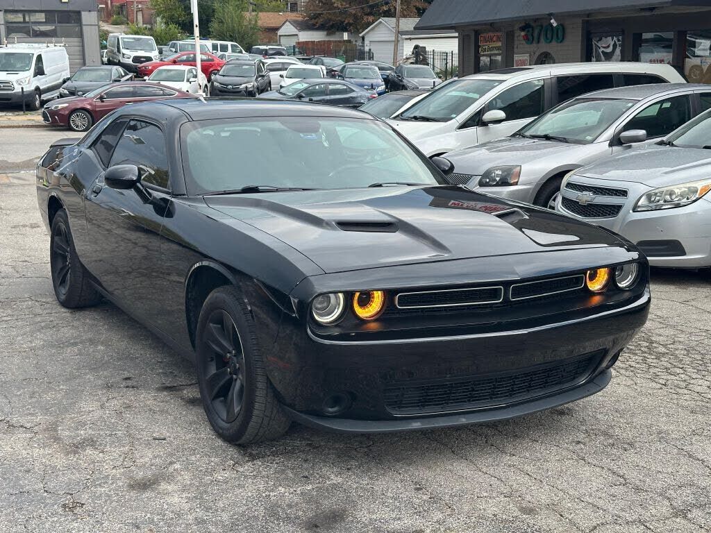2017 DODGE Challenger
