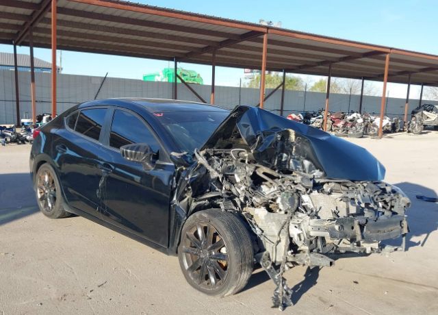 2018 MAZDA Mazda3