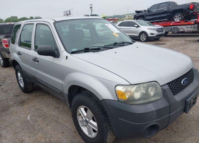 2005 FORD Escape
