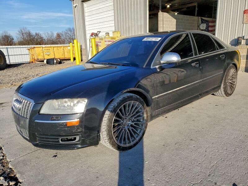 Audi S8