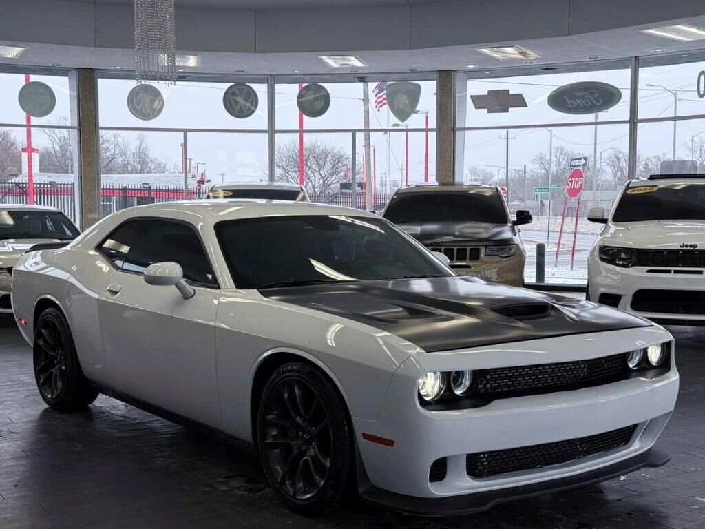 2021 DODGE Challenger