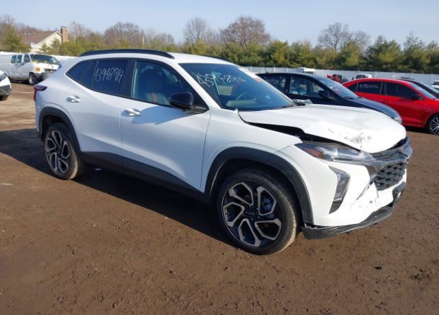 2025 CHEVROLET Trax