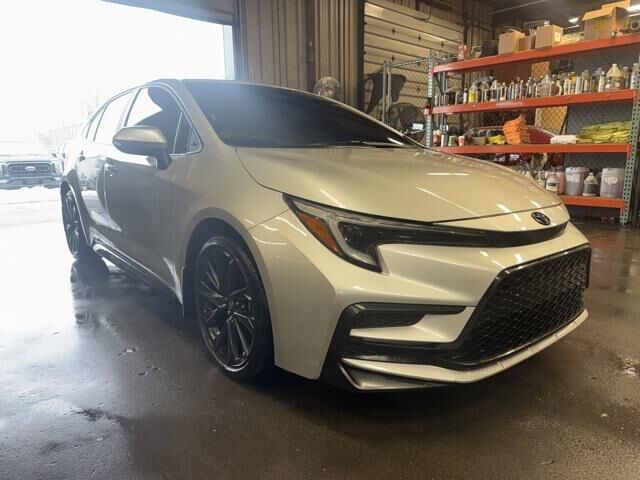2024 TOYOTA Corolla