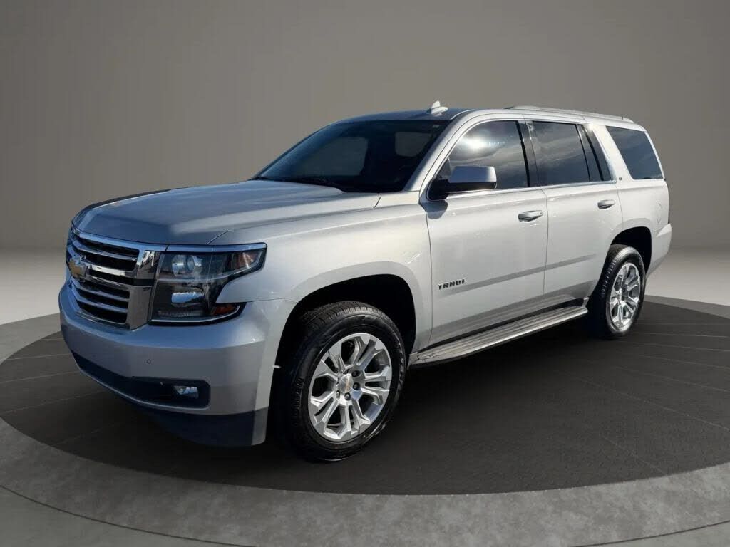 2017 CHEVROLET Tahoe