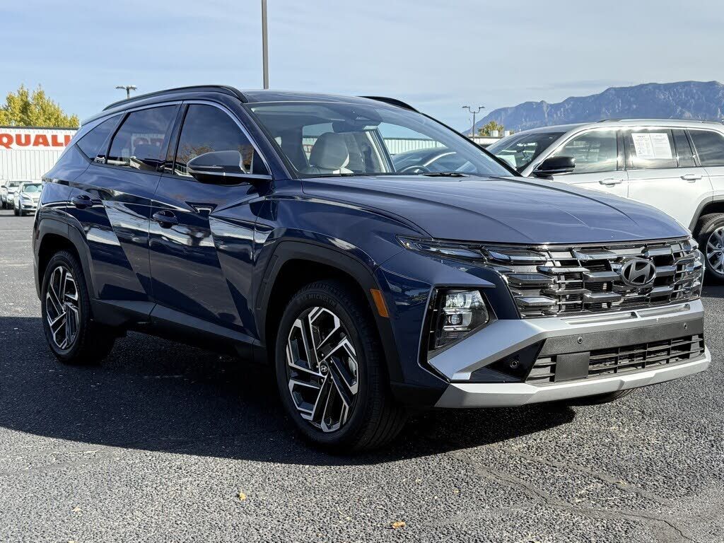 2025 HYUNDAI Tucson
