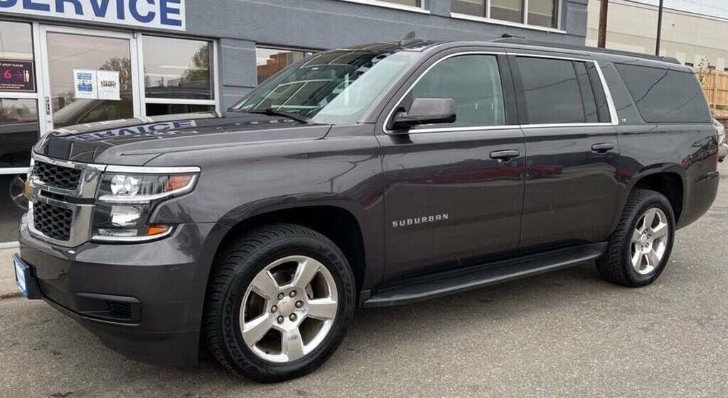 2016 CHEVROLET Suburban