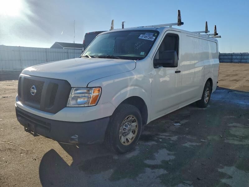 Nissan NV