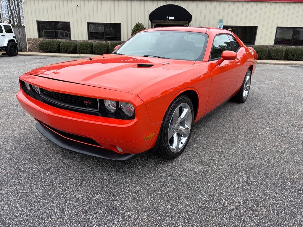 2013 DODGE Challenger