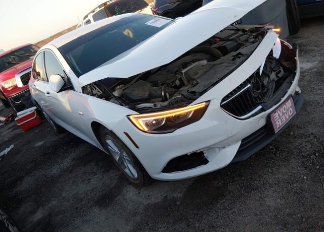 2018 BUICK Regal