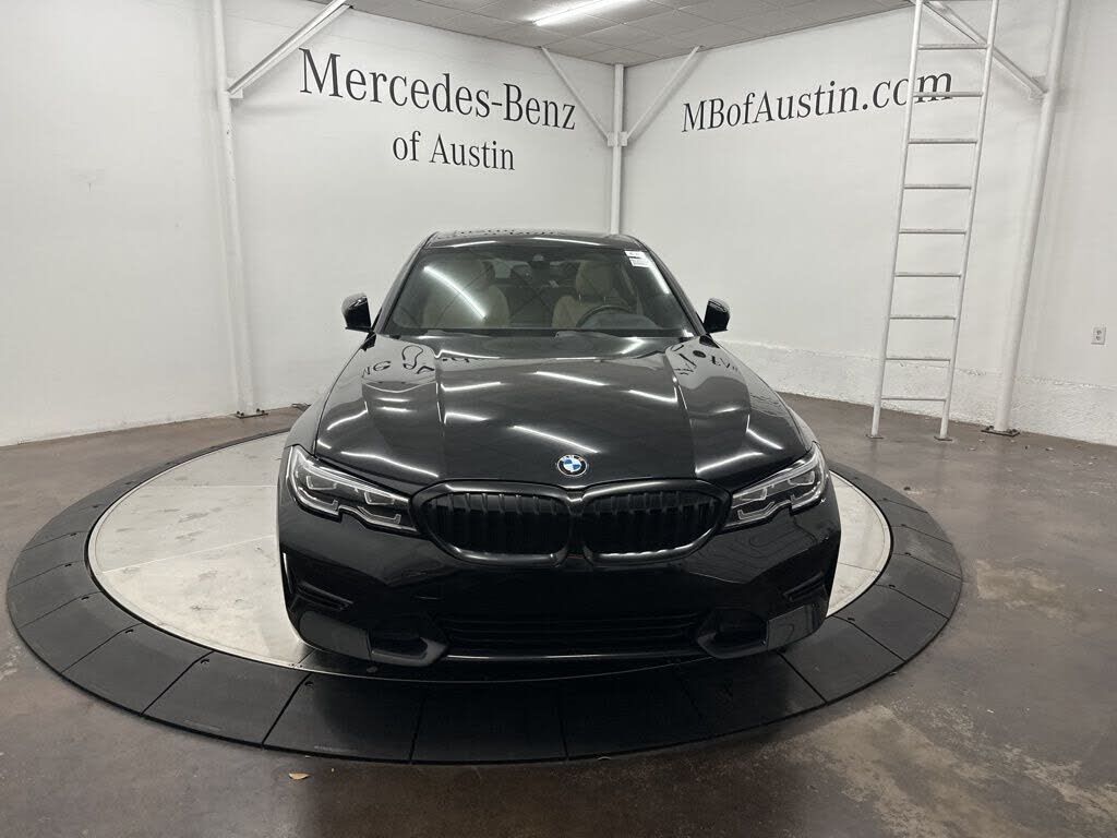 2022 BMW 330i