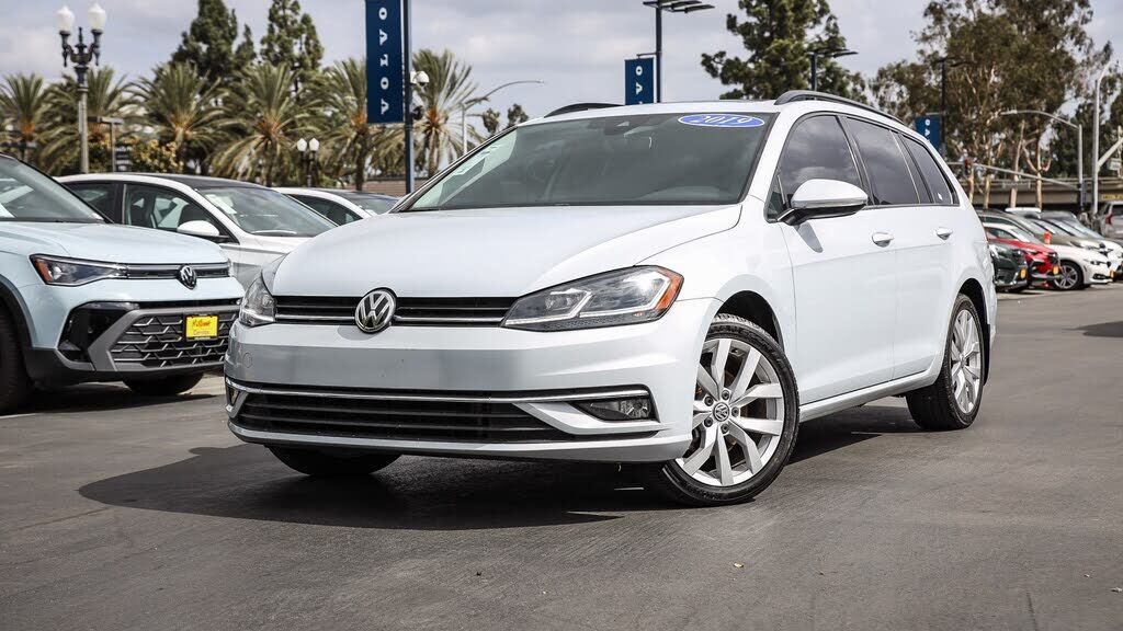 2019 VOLKSWAGEN Golf SportWagen