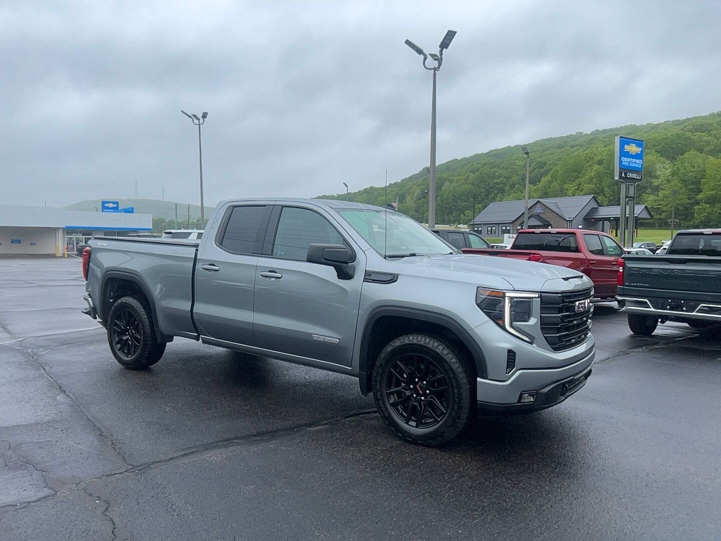 2023 GMC Sierra