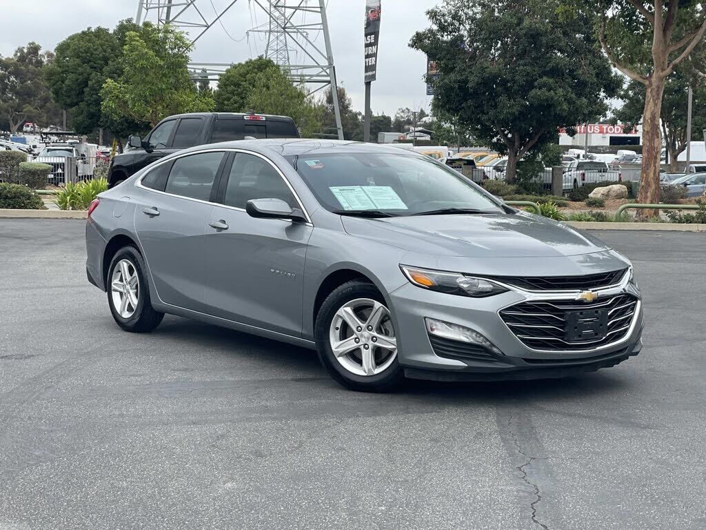 2023 CHEVROLET Malibu