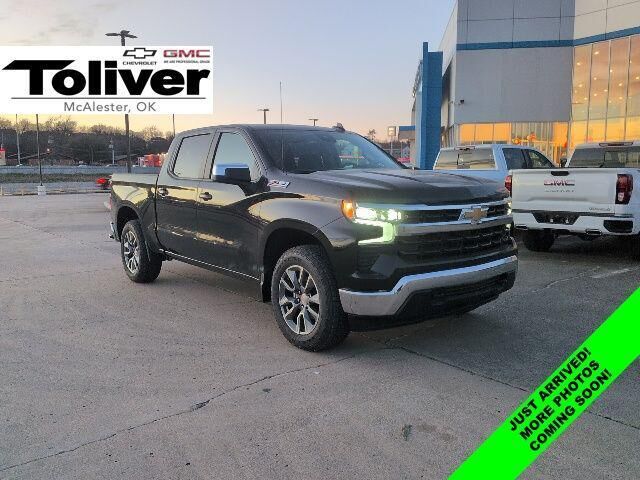 2026 CHEVROLET Silverado