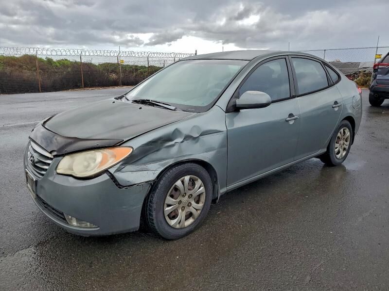 2010 HYUNDAI Elantra