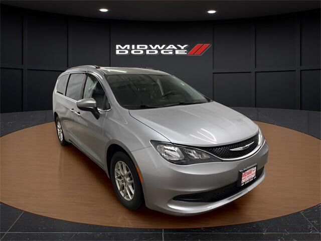 2021 CHRYSLER Voyager