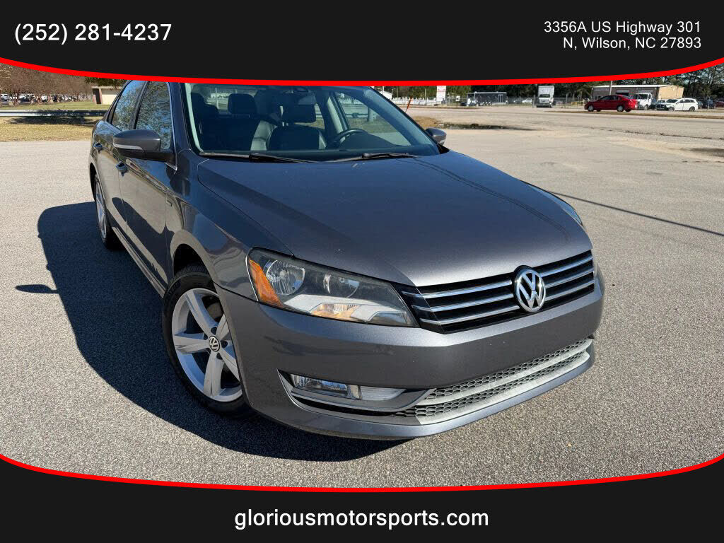 2015 VOLKSWAGEN Passat