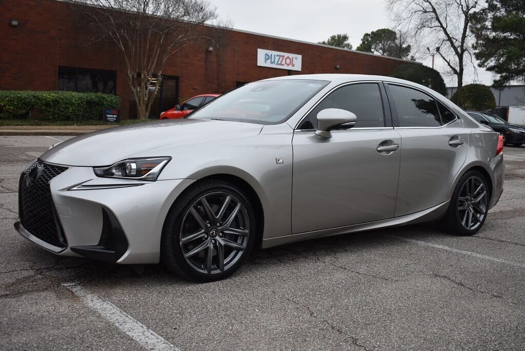 2018 LEXUS IS