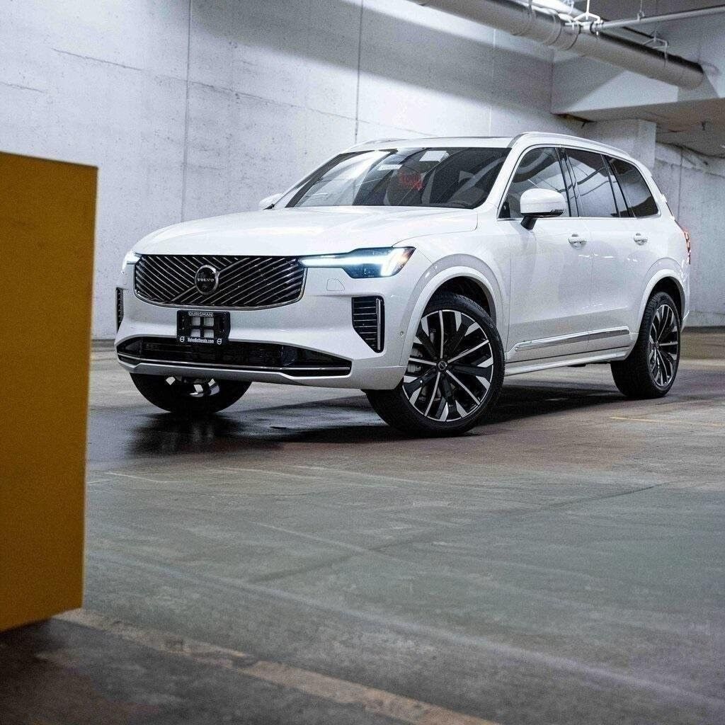 2026 VOLVO XC90