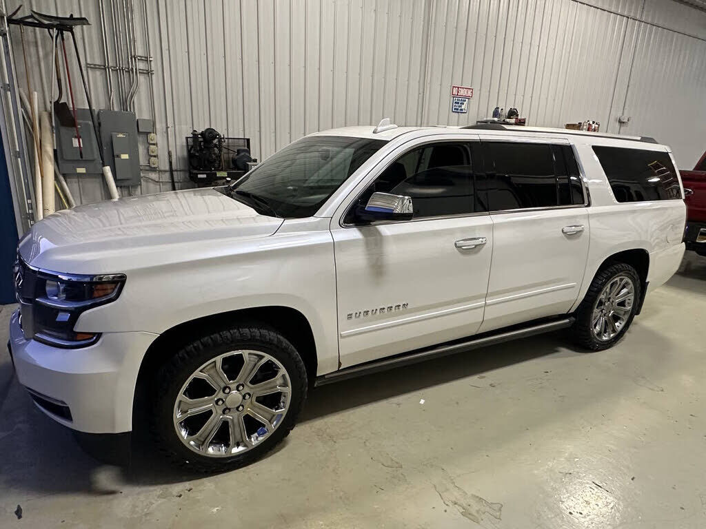 2019 CHEVROLET Suburban