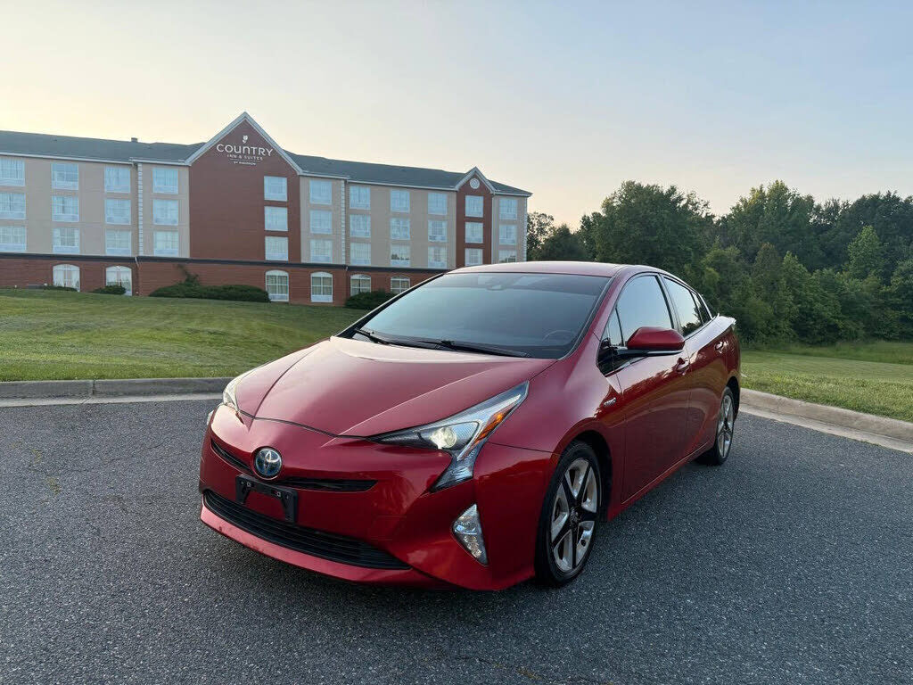 2017 TOYOTA PRIUS