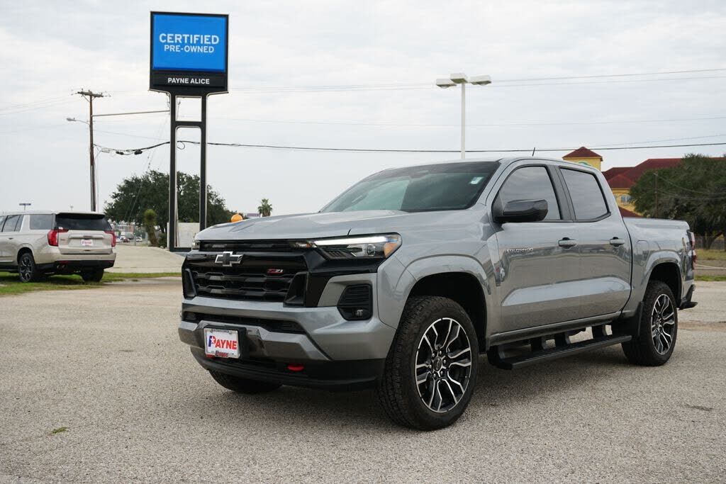 2025 CHEVROLET Colorado