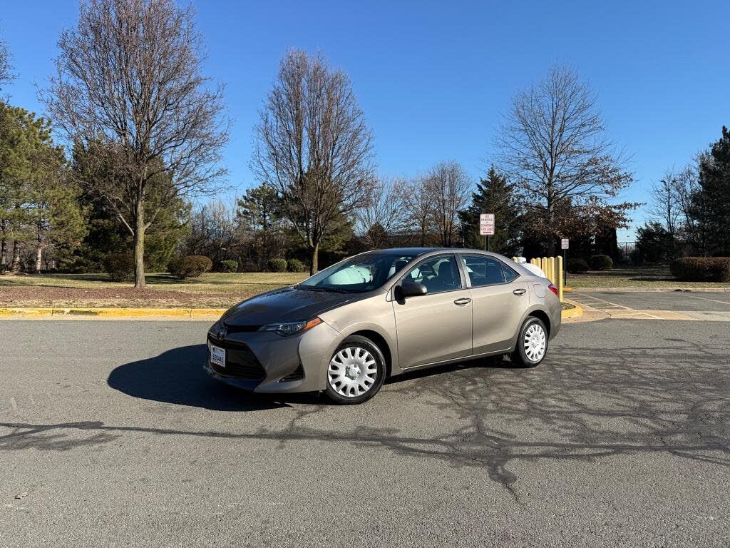 2019 TOYOTA Corolla