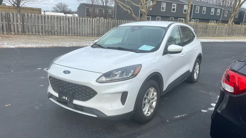 2020 FORD Escape