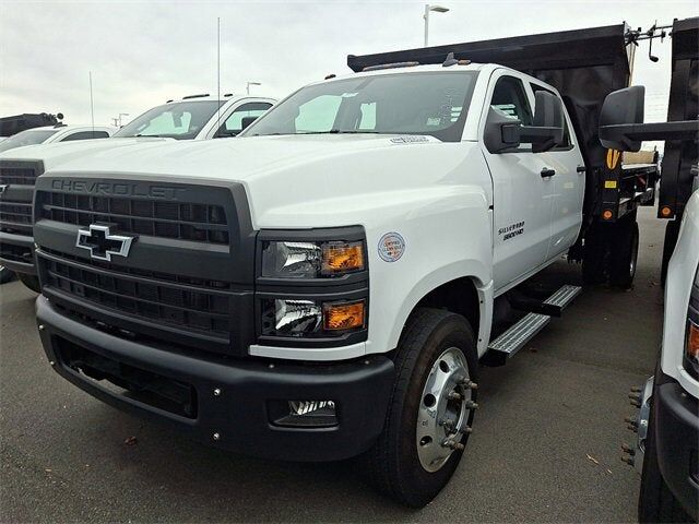 2024 GMC Silverado Medium Duty