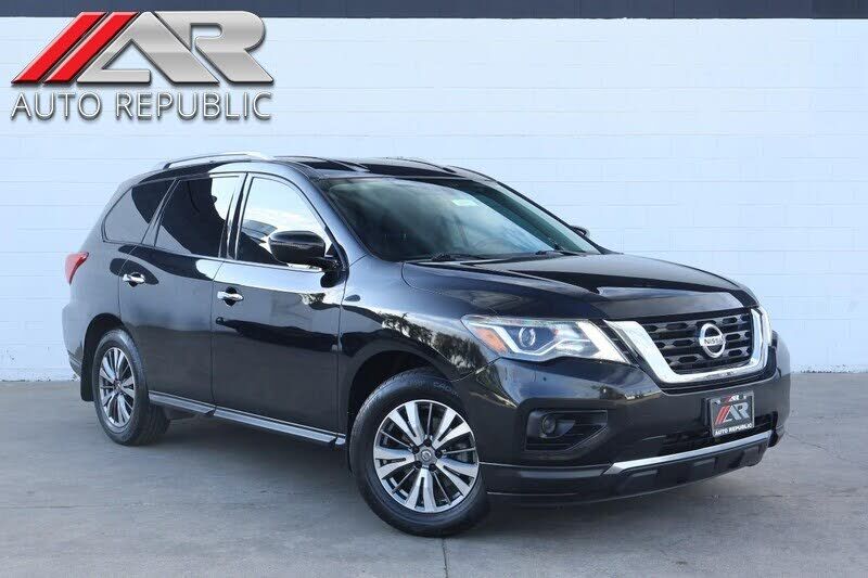 2019 NISSAN Pathfinder