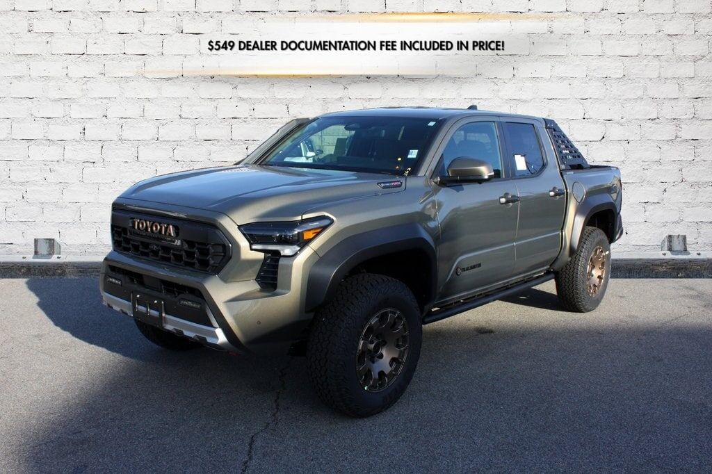2025 TOYOTA Tacoma