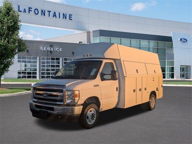 2026 FORD E-450
