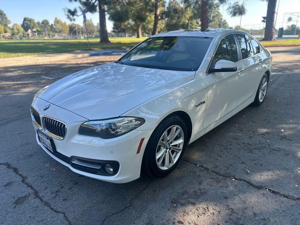 BMW 528i