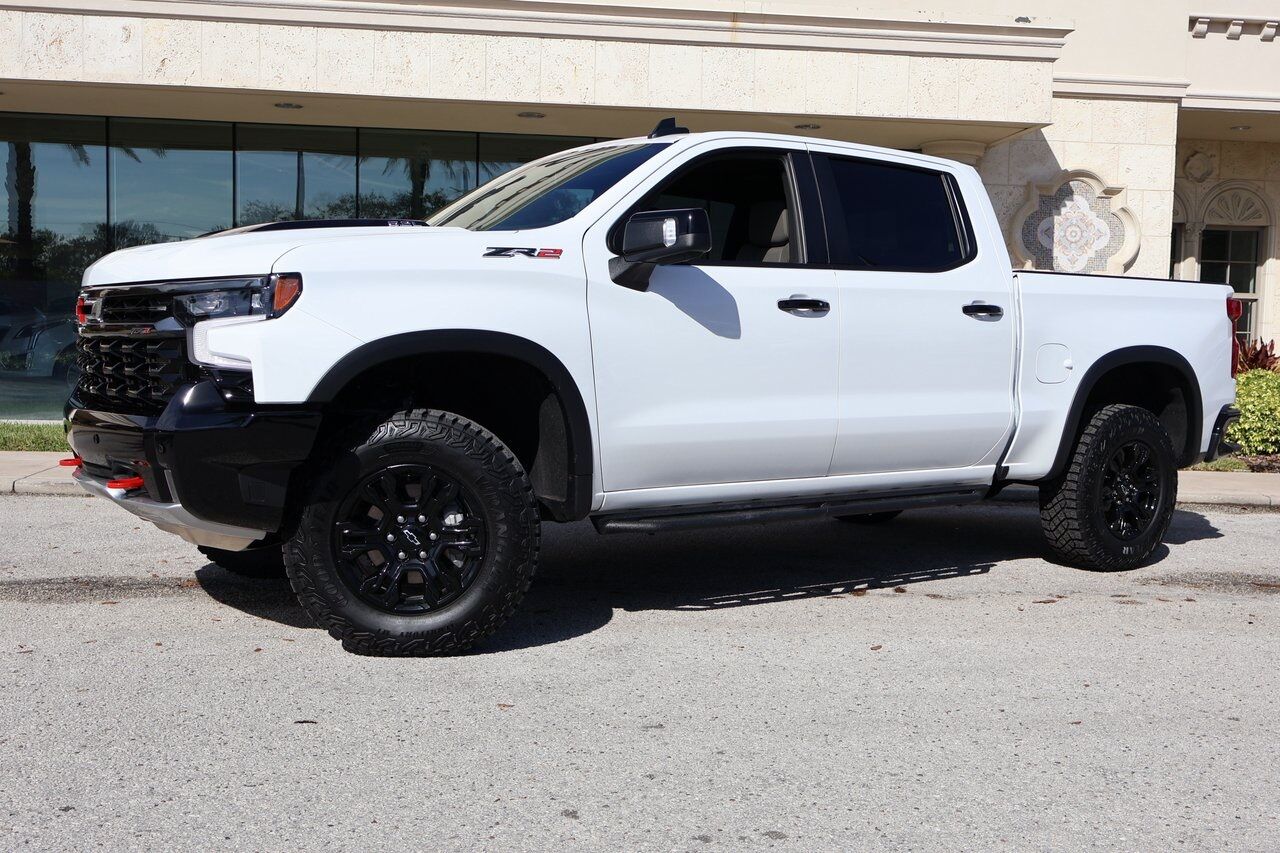 2025 CHEVROLET Silverado