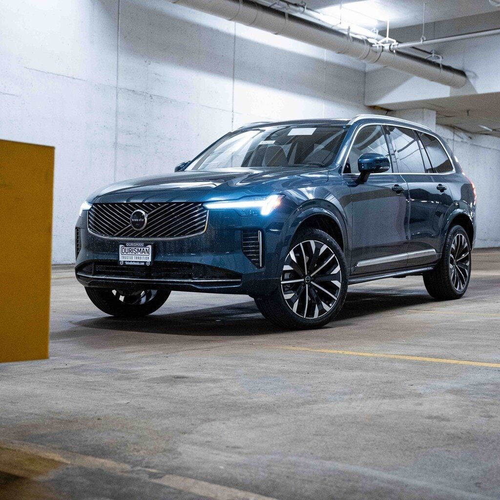 2026 VOLVO XC90