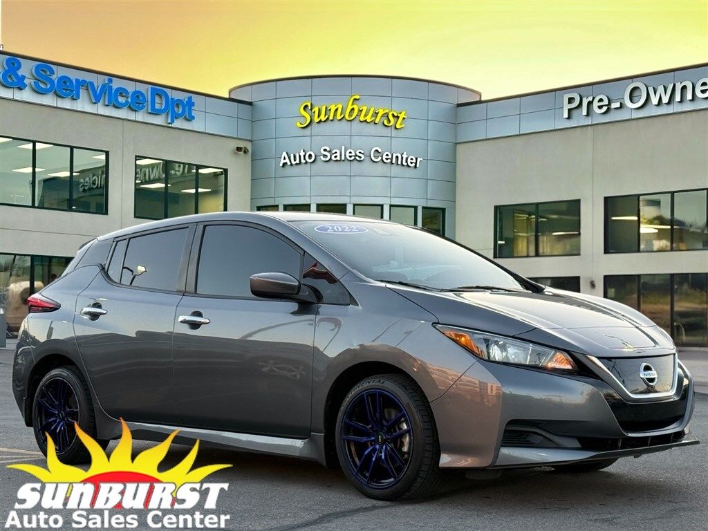 2022 NISSAN Leaf