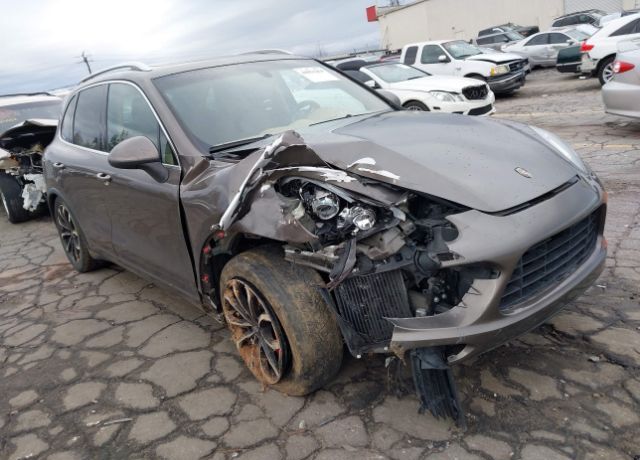 2013 PORSCHE Cayenne