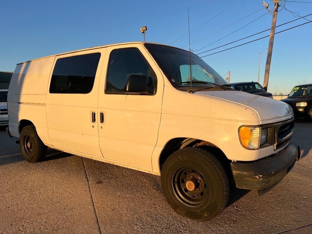 2001 FORD E-150