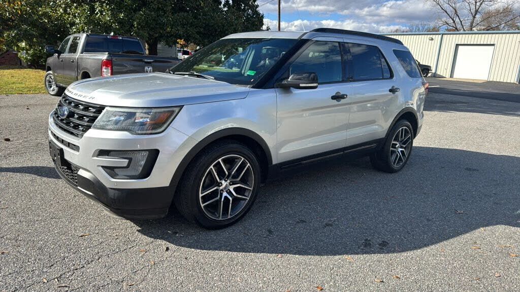 2016 FORD Explorer