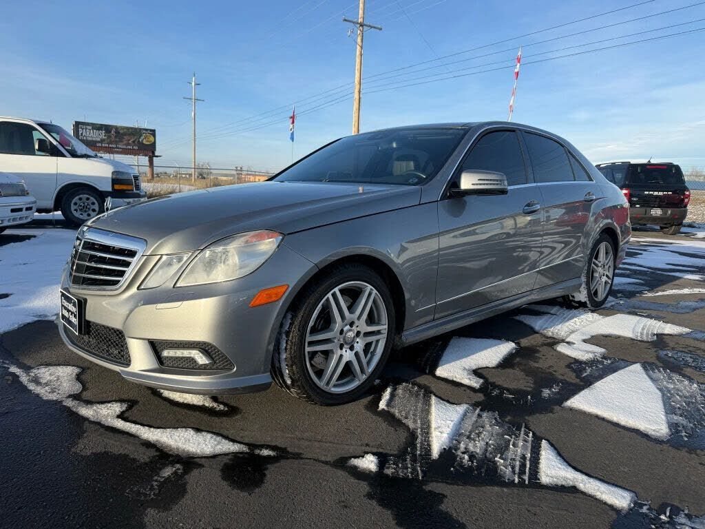2010 MERCEDES-BENZ E-Class