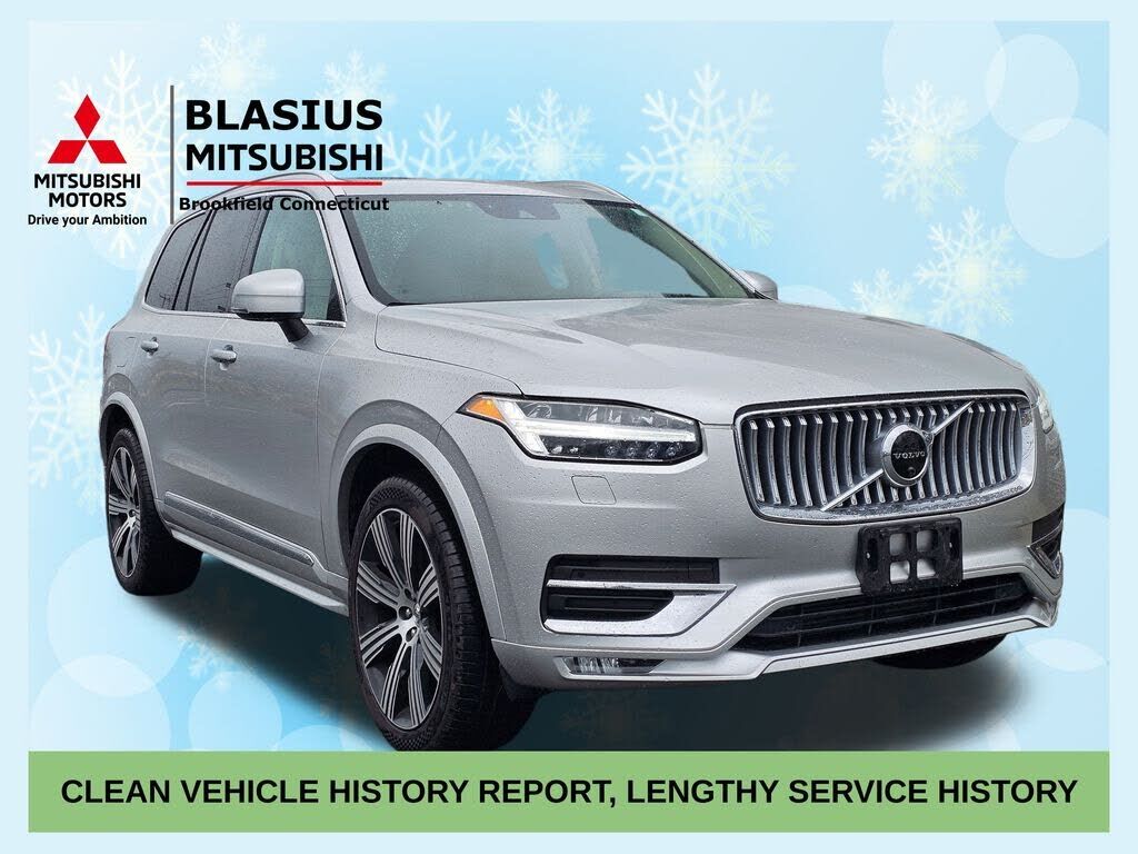 2022 VOLVO XC90