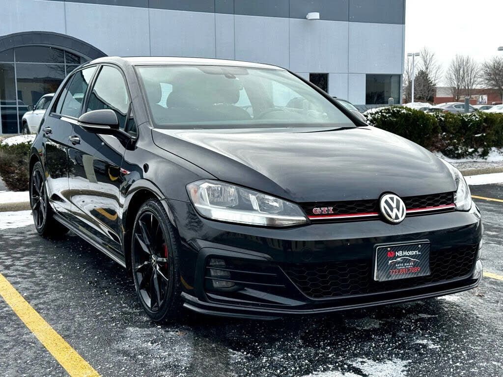 2019 VOLKSWAGEN Golf GTI