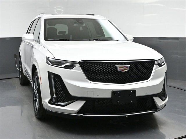 2025 CADILLAC XT6