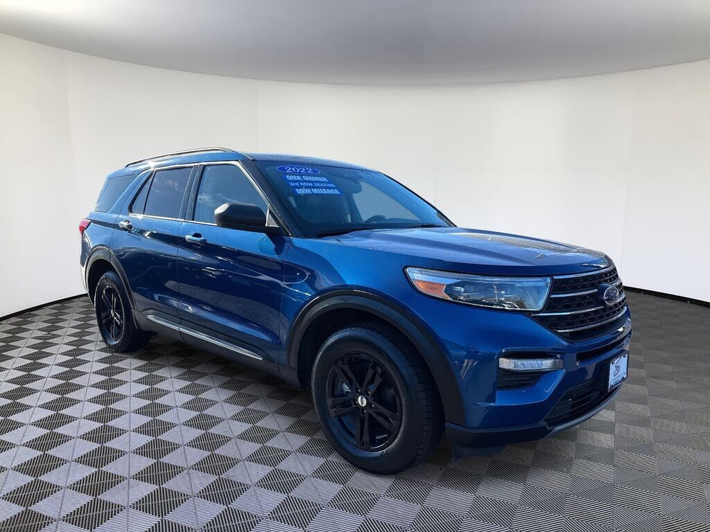 2022 FORD Explorer