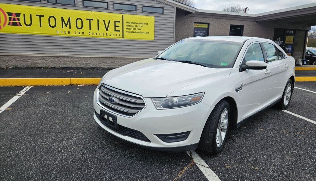 2014 FORD Taurus
