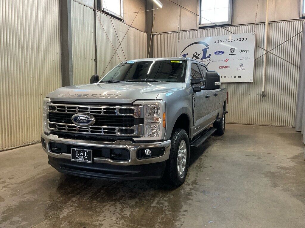 2023 FORD F-250