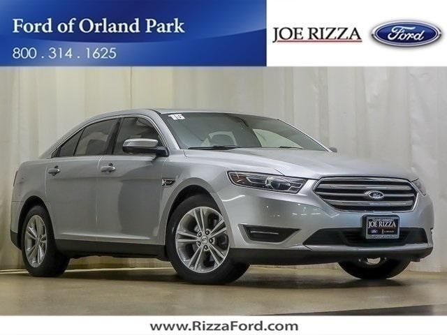 2015 FORD Taurus
