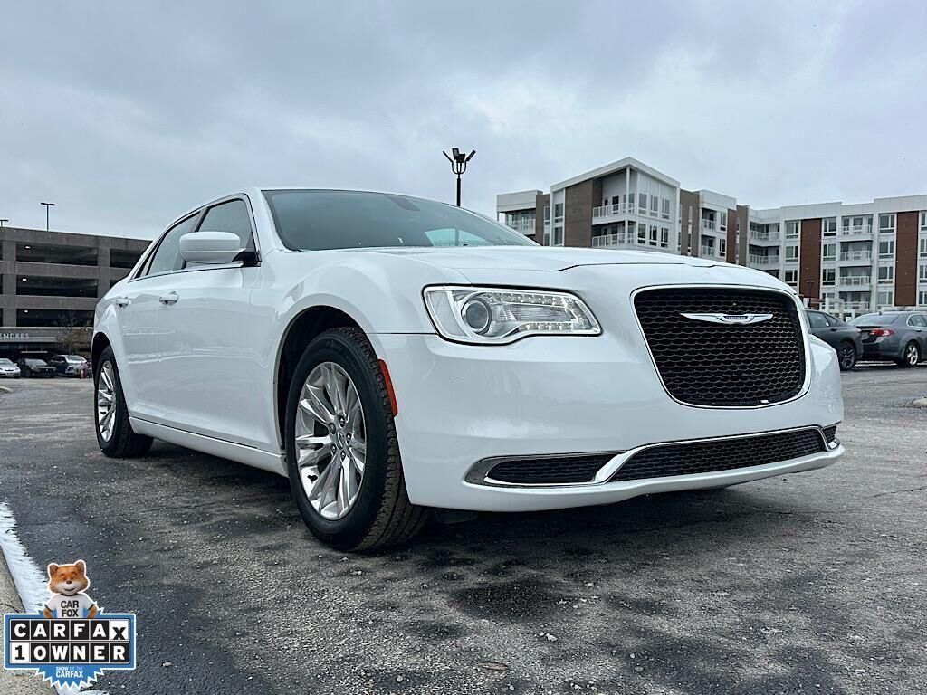 2020 CHRYSLER 300