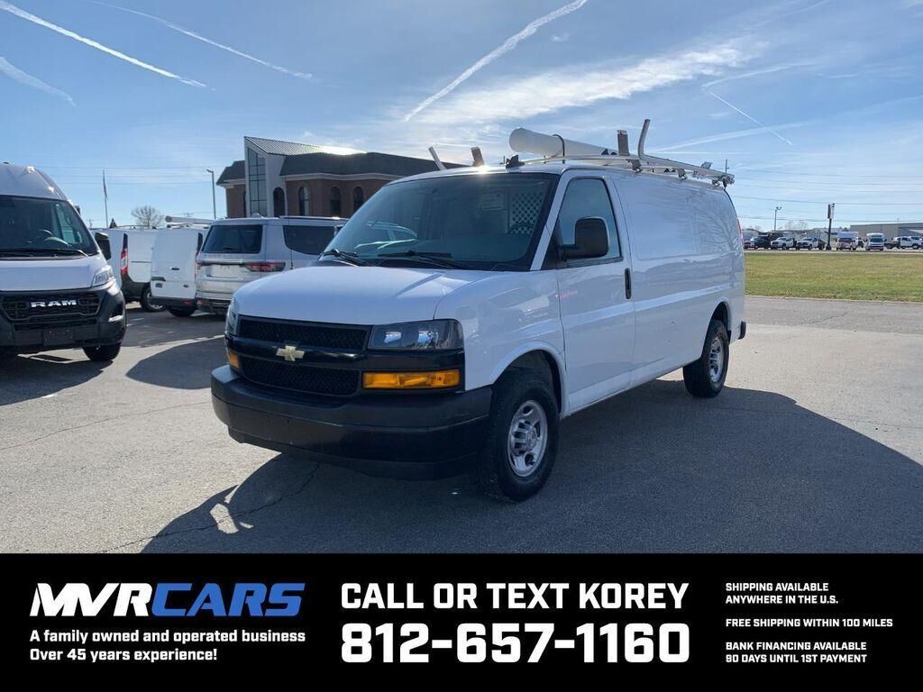 2020 CHEVROLET Express