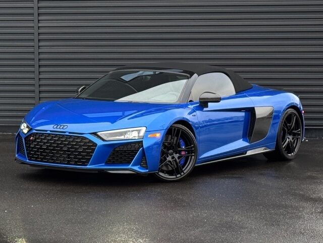 2022 AUDI R8